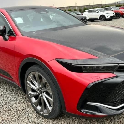 Toyota Crown 4WD 2022