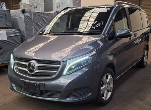 Mercedes‑Benz V220d