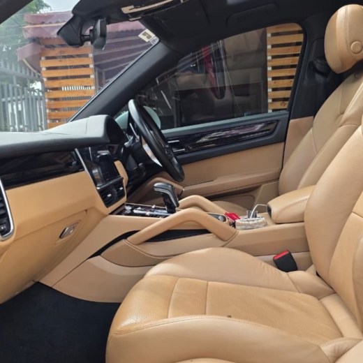 Porsche Cayenne 2019